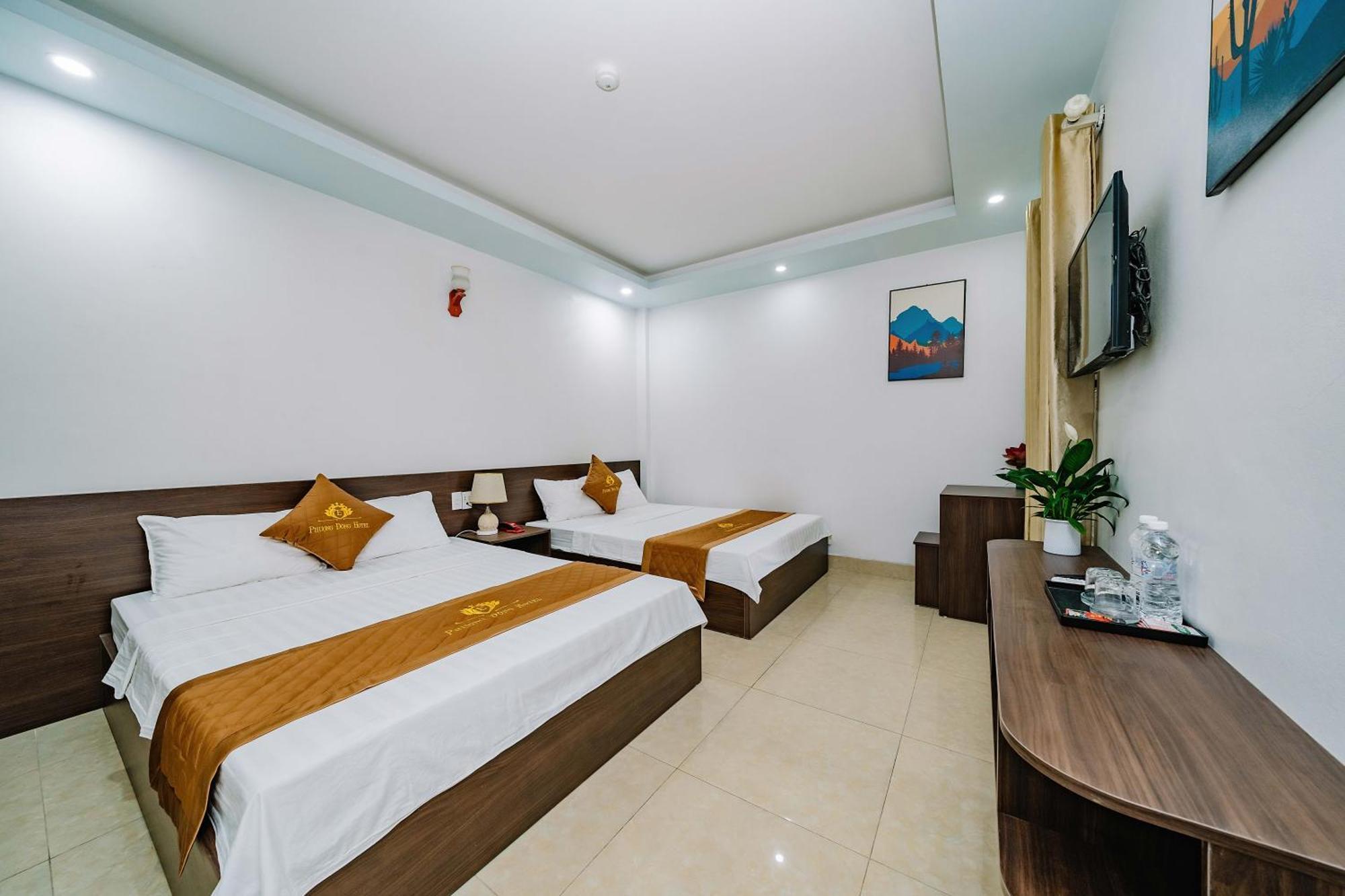 Phuong Dong Hotel Dong Khe Sau エクステリア 写真