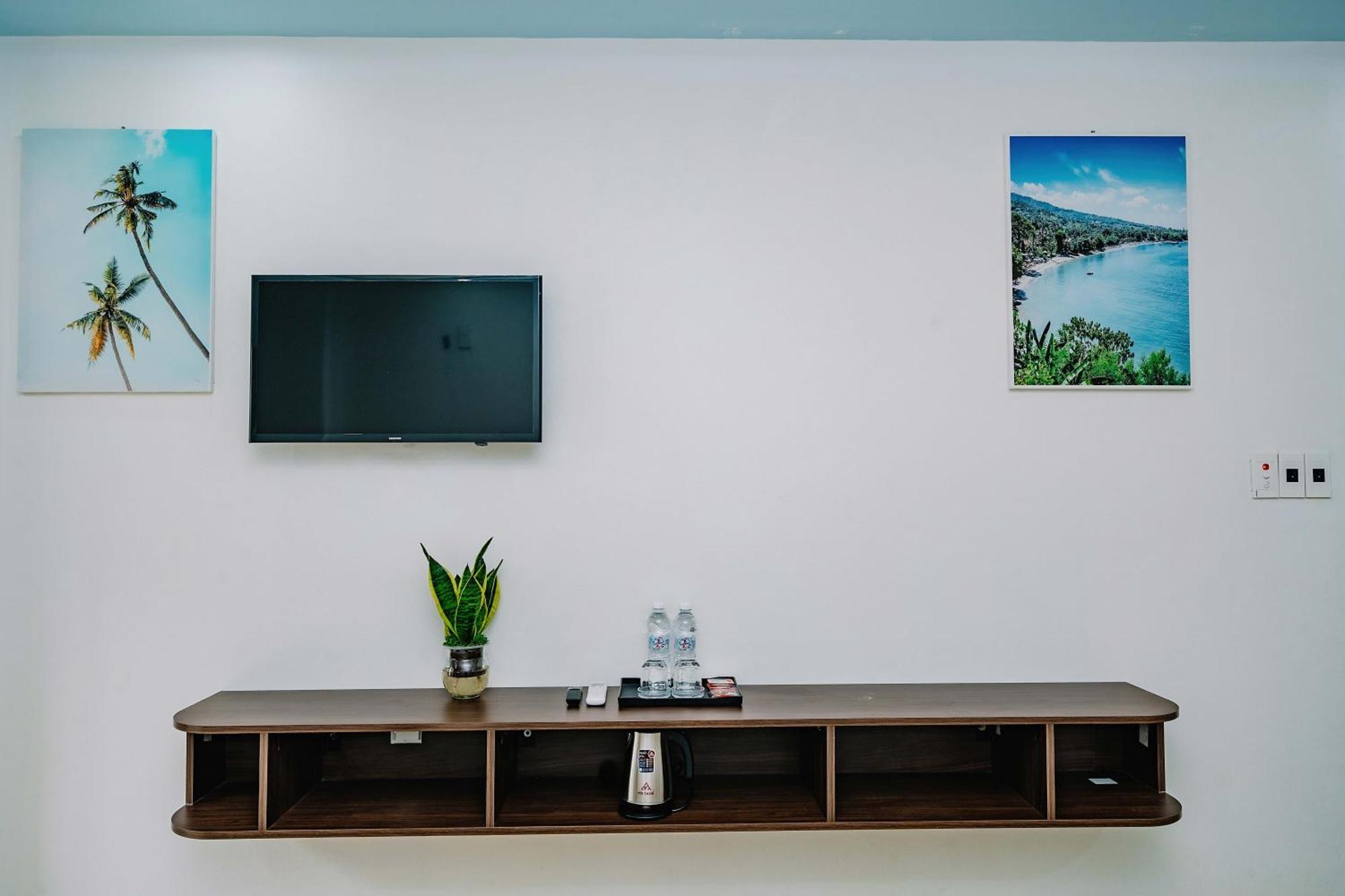 Phuong Dong Hotel Dong Khe Sau エクステリア 写真