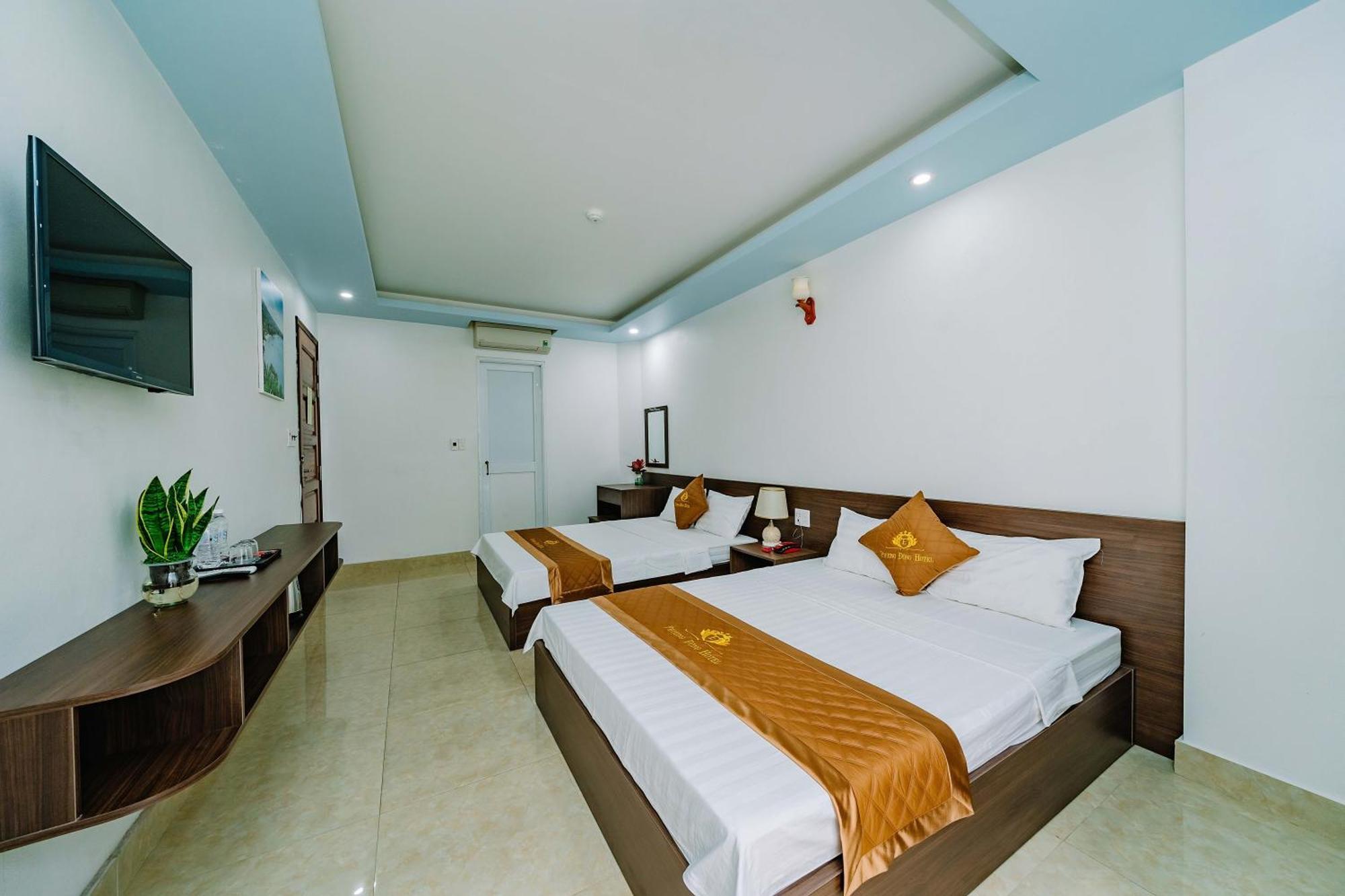 Phuong Dong Hotel Dong Khe Sau エクステリア 写真