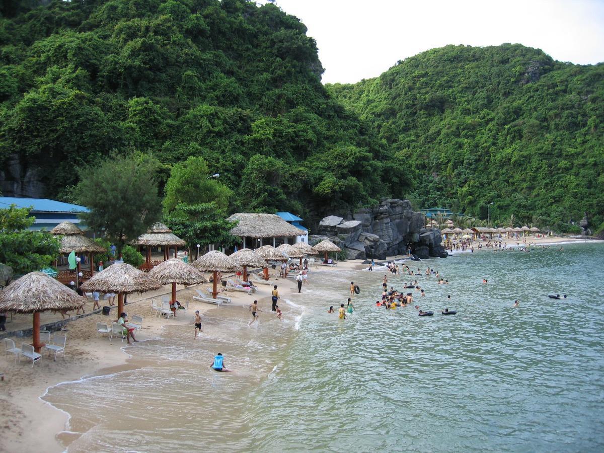 Phuong Dong Hotel Dong Khe Sau エクステリア 写真
